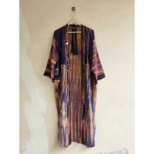 Robe kimono vintage en crêpe de soie tie-dye, style bohème, paréo de plage, peignoir - Product Image 2