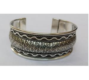 La más nueva pulsera de moda de cobre puro diseñada con imanes para aliviar las articulaciones y la artritis, brazalete para hombres y mujeres - Product Image 1