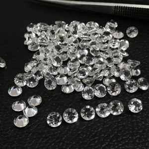 Cuarzo natural de 4.5 mm, cristal de cuarzo con corte redondo facetado, piedra preciosa suelta, cuarzo blanco para la fabricación de joyas con piedras de nacimiento a precio de fábrica. - Product Image 2