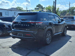 Nissan Pathfinder SV 2024, 4 Puertas, SUV, Seminuevo, en Excelentes Condiciones - Product Image 5