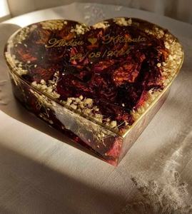 ผลิตภัณฑ์ที่ซื้อมากที่สุดของซาอุดิอาระเบียบัตรแต่งงานมุสลิมทำจากเรซิน2025ส่วนบุคคลและกรอบฝังดอกไม้ของขวัญวันหยุด - Product Image 2