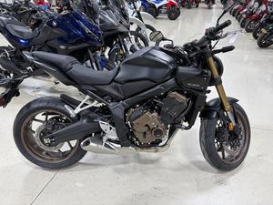 Ventes aux enchères 2026 CB650R E-Clutch Nouvelles motos avec une puissance de 1001-2000W et une vitesse maximale de >80 km/h - Product Image 2