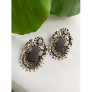 Boucles d'oreilles clous éléphant et papillon plaquées or, bijoux religieux avec incrustations de zircon, perle et diamant, en laiton et cuivre, pour les fêtes - Product Image 1