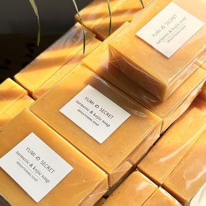 Jabón <span class=keywords><strong>Artesanal</strong></span> en Barra de Cúrcuma, Limón y Ácido Kójico OEM 100g, Antiacné, Exfoliante, para Piel Grasa, Modelo de Moda para Comercio Transfronterizo - Product Image 2