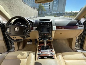 VOLKSWAGEN TOUAREG V10 TDI 2006 D'OCCASION (LHD/RHD) - Product Image 3