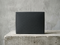 Boîte cadeau rigide en papier noir de luxe avec revêtement UV, plateau intérieur doré pour cadeaux de Noël, noix et en-cas