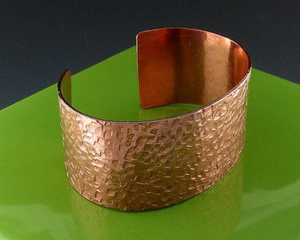 Pulsera de latón con diseño de martillo, conjunto de brazalete de moda, accesorio de regalo de joyería para mujer, conjunto de joyería de moda para mujer, joyería de moda - Product Image 5