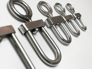 La fauconnerie en acier inoxydable en forme de D de qualité supérieure pivote de haute qualité, durable et fiable pour l'équipement de chasse et de pêche - Product Image 2