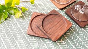 Sous-verres en bois de hêtre noyer tampons de boisson carrés résistants à la chaleur pour thé café décor de cuisine Durable sous-verres en bois fabriqués à la main - Product Image 5