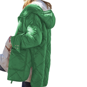 2025 nuevas chaquetas acolchadas ropa de invierno transpirable para mujeres chaquetas de burbujas con cremallera de invierno acolchadas para mujeres OEM personalizado - Product Image 3