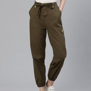 Pantalones de chándal de mujer hechos de material cómodo y transpirable/pantalones de chándal de mujer de diseño personalizado con múltiples bolsillos - Product Image 6