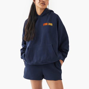 Conjunto de Sudadera con Capucha y Pantalones Cortos para Mujer con Logotipo Impreso en 3D Personalizado, Ropa Casual de Invierno Elegante, Corte Regular - Product Image 1