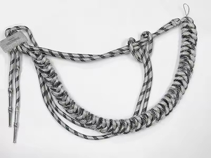 Venta al por mayor de fábrica Color sólido trenzado Requisito de cliente Logo Uniforme Cordones Aiguillettes - Product Image 4