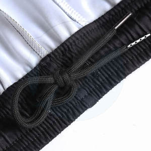 Combinaison de jogging personnalisée de qualité supérieure pour hommes avec ensembles respirants à manches longues pour la saison du printemps - Product Image 4