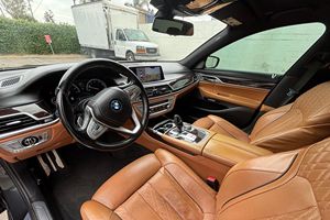 BMW 740I 2016 Económico con Volante a la Izquierda/Derecha - Product Image 3