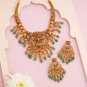 Antique Necklace 190932 Elegant and Timeless <b>Accessory</b> for <b>Wedding</b> Occasions - Product Image 1