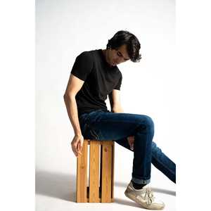 กางเกงยีนส์ผู้ชาย Sleek Craft ดีไซน์ทันสมัยและเรียบหรู - Product Image 1