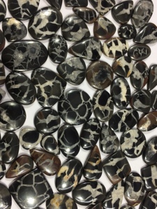 พลอยอเมทิสต์ทรงหลังเบี้ยเกรดดีที่สุดพลอยอเมทิสต์แบบหลวม - Product Image 6