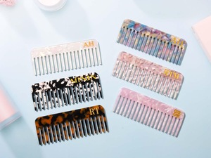 หวีเรซิ่นมืออาชีพสำหรับช่างตัดผม ใช้สำหรับจัดแต่งทรงผมในร้านเสริมสวย วัสดุเรซิ่นคุณภาพสูง - Product Image 3