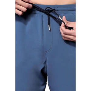 Pantalons de jogging slim fit pour homme, respirants, légers, en toile, avec taille élastique pour le fitness, la salle de sport, le streetwear, coupe droite - Product Image 3