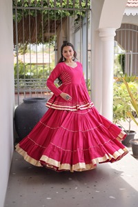 Lehenga de diseñador Gotal Patti con encaje y algodón Kora, completamente cosido, con top de algodón Kora, colección Navratri. - Product Image 1