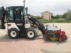 Accesorio de Escoba para Retroexcavadora - Product Image 4