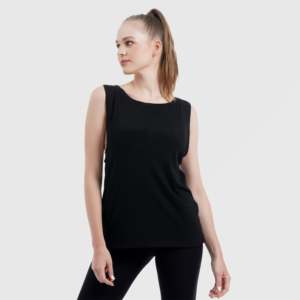 เสื้อกล้ามแฟชั่นทรงเพรียวบาง ผ้าถักระบายอากาศ สีดำ - Product Image 1