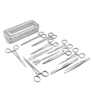 Ensemble de chirurgie mineure de base de 13 pièces |   Kit d'instruments chirurgicaux en plastique certifié CE ISO13485 pour la formation aux procédures cliniques médicales - Product Image 4