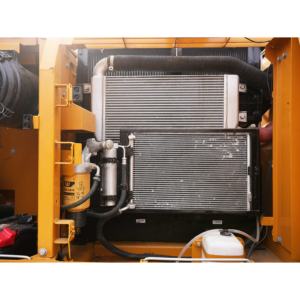 Caterpillar CAT320D2L Japanese Second-<b>Hand</b> Excavator 20 Ton Operating <b>Weight</b> Yuchai Engine Gearbox Pump Motor Core for Sale - Product Image 5