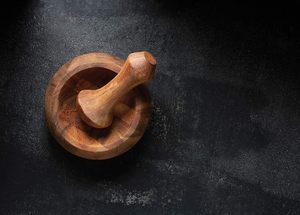 Mortero y Maja Olmeca, trituradora de madera de acacia y trituradora de píldoras manual para condimentos - Product Image 6