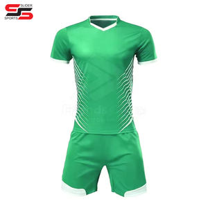 Uniforme de fútbol Logotipo personalizado Conjunto de camiseta de fútbol y uniforme de fútbol Camiseta de fútbol, ropa de fútbol, uniformes de ropa deportiva - Product Image 4
