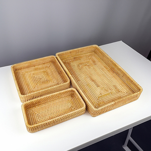 VietnamCrafts - Bandejas de Servir Hechas a Mano en Vietnam, Aptas para Alimentos, de Grado Deluxe, Base de Bambú Natural, Diseño de Ratán Duradero, Ecológicas - Product Image 3