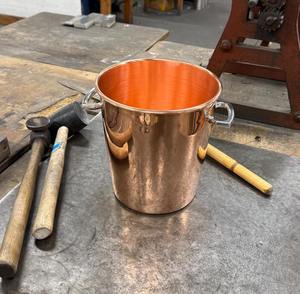 Hielera de Cobre Simple para Bar en Casa, Enfriador de Bebidas Elegante, para Fiestas, Servicio de Entretenimiento, Diseño Funcional, Duradero y Estilizado - Product Image 3