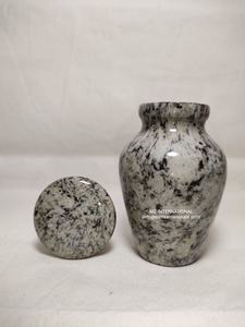 Urnes à souvenirs en métal gris clair avec billes - Product Image 2