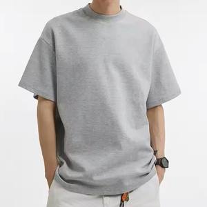 Camiseta recortada ligera de 250GSM hecha en Pakistán, bonito diseño de Anime de gran tamaño, varios colores sólidos, precio de venta de la más alta calidad para - Product Image 1