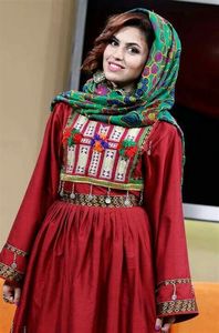 Meilleurs prix de gros pour les vêtements de mariage royal afghan élégant soie longue Flair lourd broderie travail indien vêtements pakistanais - Product Image 6