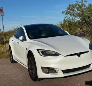 Tesla Model S d'occasion 2024, conduite à gauche, berline électrique d'occasion, sièges en cuir, écran tactile, caméra arrière, phares au xénon - Product Image 6