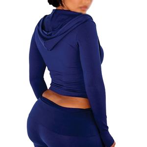 Women <b>Cropped</b> <b>Zip</b> <b>Up</b> <b>Hoodies</b> Custom Logo Slim Fit <b>Hoodies</b> Women OEM ODM Private Label Activewear Streetwear Wholesale - Product Image 3