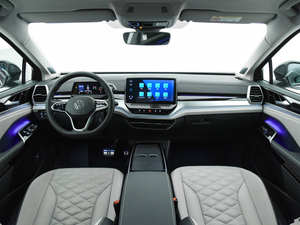 รถยนต์ไฟฟ้ามือสอง ปี 2025 MN==ID6 คุณภาพสูง ระยะทางวิ่ง 201-300 กม. มอเตอร์ 120 กิโลวัตต์ แบตเตอรี่ 50-70 กิโลวัตต์ชั่วโมง - Product Image 3