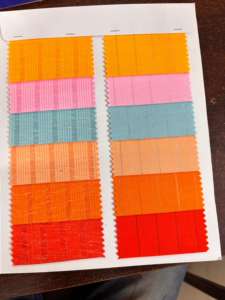 Tissu en satin de coton poly de qualité supérieure pour les filles Matériau de chemise doux et respirant de qualité d'exportation pour les chemises Kurta Vêtements de nuit en plein air - Product Image 3