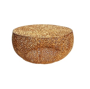 Mesa de centro de aluminio de primera categoría con diseño minimalista y metalistería única, perfecta para salas de estar contemporáneas - Product Image 3