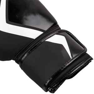 Venta al por mayor 8oz Hombres Mat Guantes de boxeo de cuero logotipo personalizado Guantes de entrenamiento de cuero genuino para adultos Venta al por mayor Guantes MMA - Product Image 3