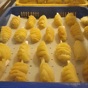 Piña congelada de Vietnam | IQF en cubitos/en rodajas | Suministro mayorista - Product Image 1