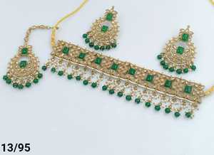 ชุดเครื่องประดับและชุดเครื่องประดับสำหรับผู้หญิงชุดสร้อยคอแบบห้อยติดรอบลำคอประดับด้วยเม็ดสีทองแฟนซีดีไซน์รูปทรงสี่เหลี่ยมแบบดั้งเดิม - Product Image 3