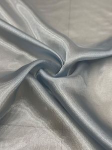 Élégant tissu de soie doux de qualité supérieure pour Sarees Lehengas Dupattas robes décoration de mariage et artisanat - Product Image 3