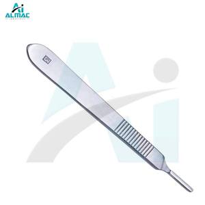 Manija de Bisturí de Acero de Alta Calidad ALMAC, Control Preciso de la Hoja, Construcción Duradera para Uso Quirúrgico en Hospitales, 1 Año de Garantía, CE - Product Image 2