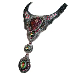 Новый дизайн красивые стеклянные бусинки современный тип ювелирные изделия ожерелье серьги ожерелье браслет модная вышивка без шеи