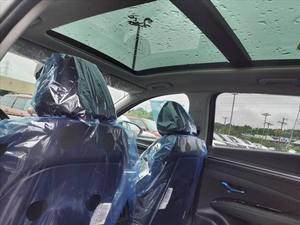 SUV hybride 4 portes à transmission intégrale 2024 H-yundai T-ucson Limited d'occasion - Product Image 4