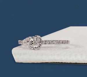 Bague de fiançailles en diamant de laboratoire taille poire 0,67 carat VVS2 F certifiée IGI, plaquée rhodium, or blanc ethnique, bijoux fins - Product Image 3