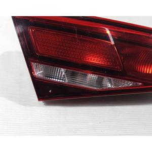 FEU STOP ARRIÈRE GAUCHE INTEGRÉ À LA PORTE AUDI A3 Sportback (8V4) 8V0945075 (16>) - Product Image 3